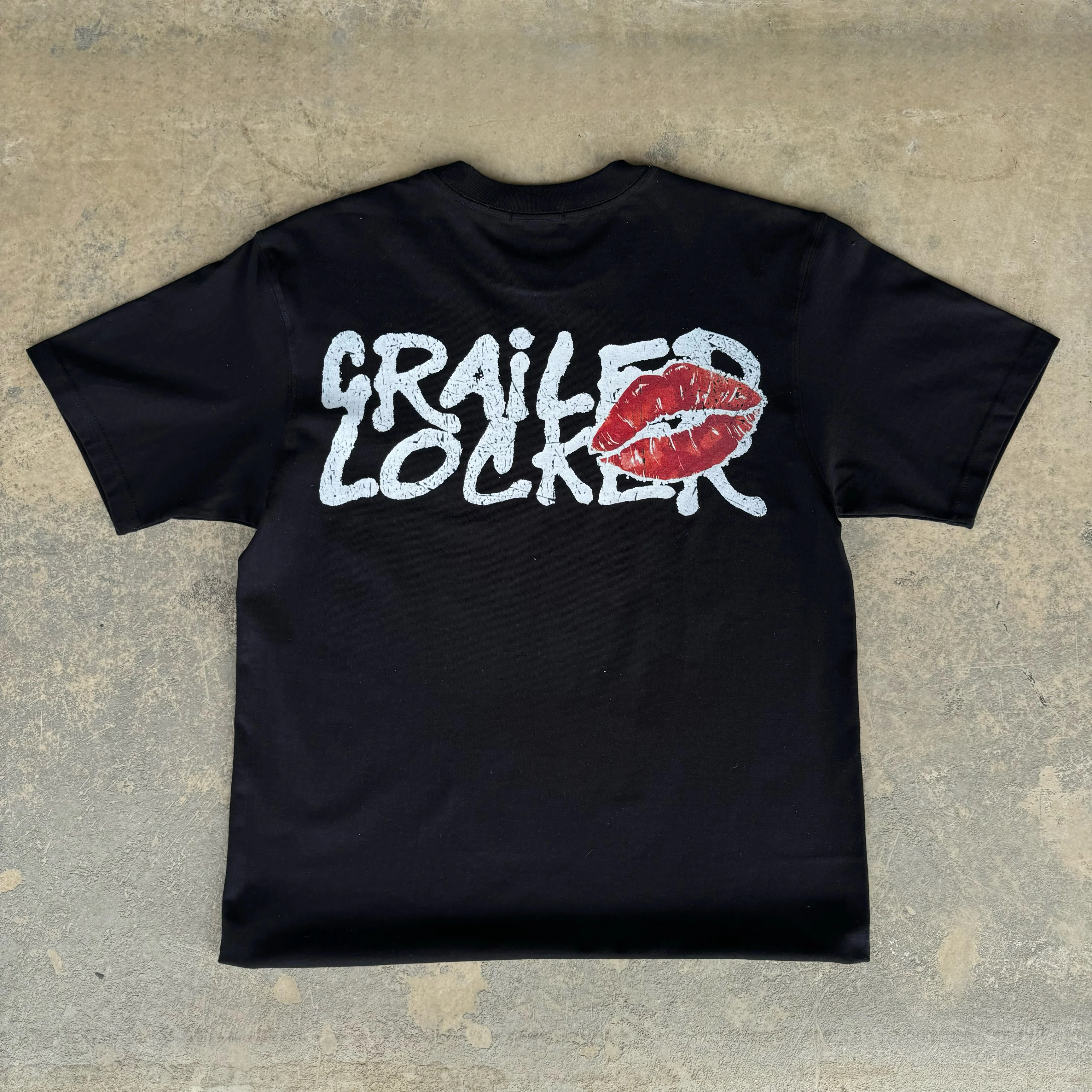 "Kiss Me Tee" (Black) - Image 4